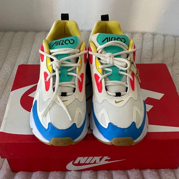 Nike Air Max 200, Legend of Her, Women Size 7 - Picture 1 of 8